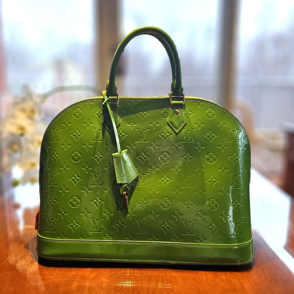 Louis Vuitton GM Alma Vert Tonic Monogram Handbag  *Rare*Discontinued*